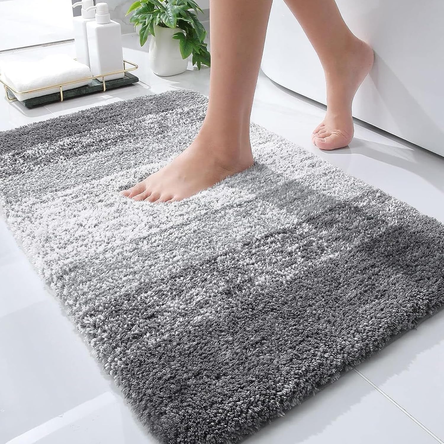 Experience Ultimate Comfort: Extra Soft 30×20 Bathroom Rug!